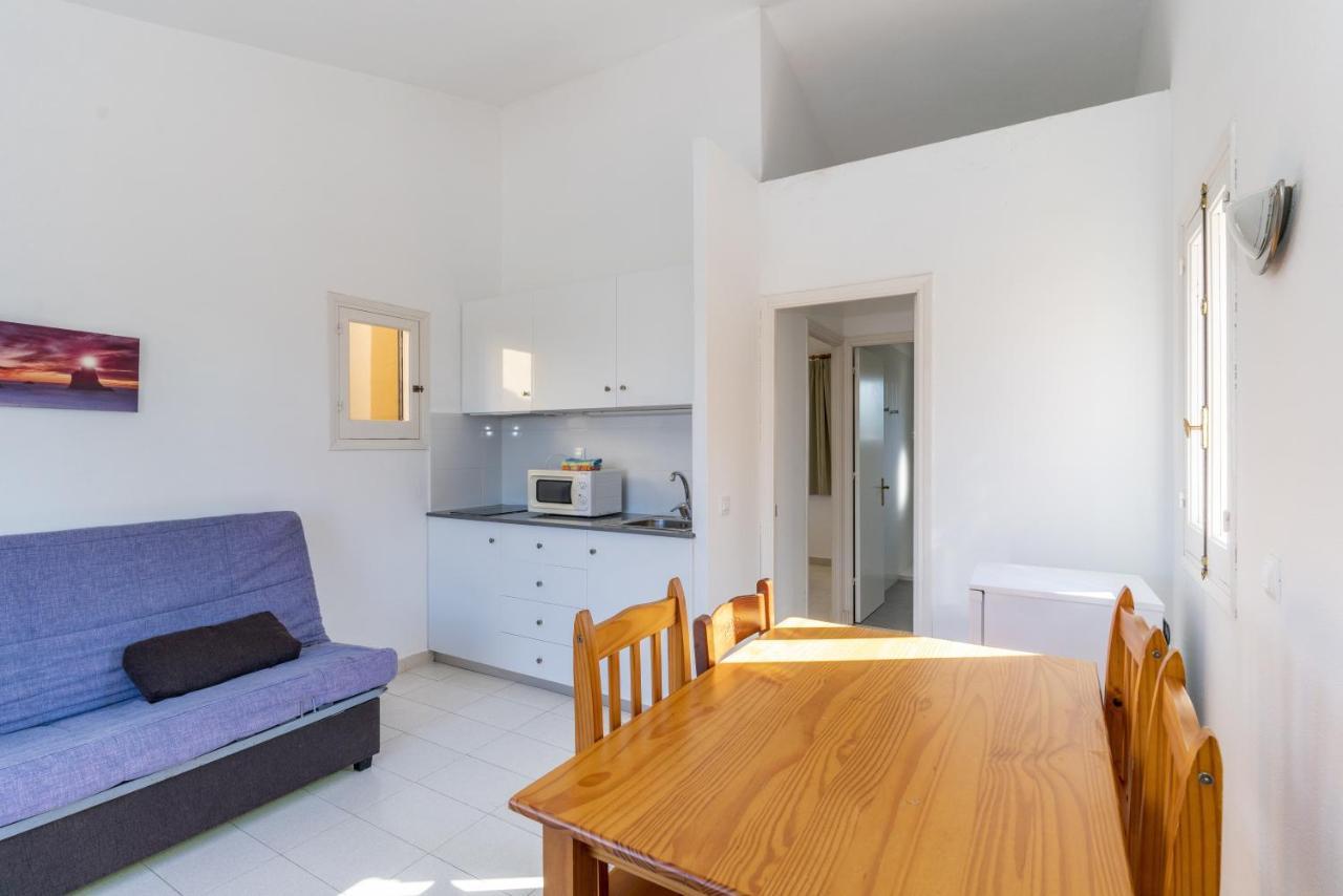Apartamentos Ses Anneres 칼라엔블레인즈 외부 사진