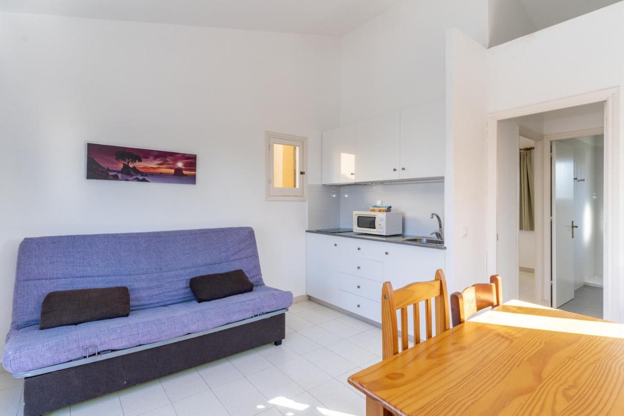 Apartamentos Ses Anneres 칼라엔블레인즈 외부 사진