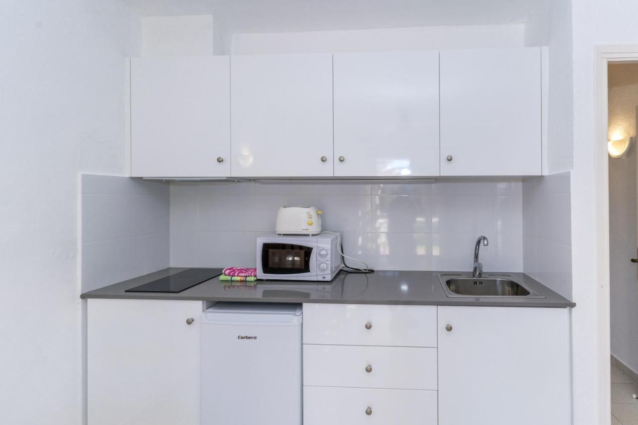 Apartamentos Ses Anneres 칼라엔블레인즈 외부 사진